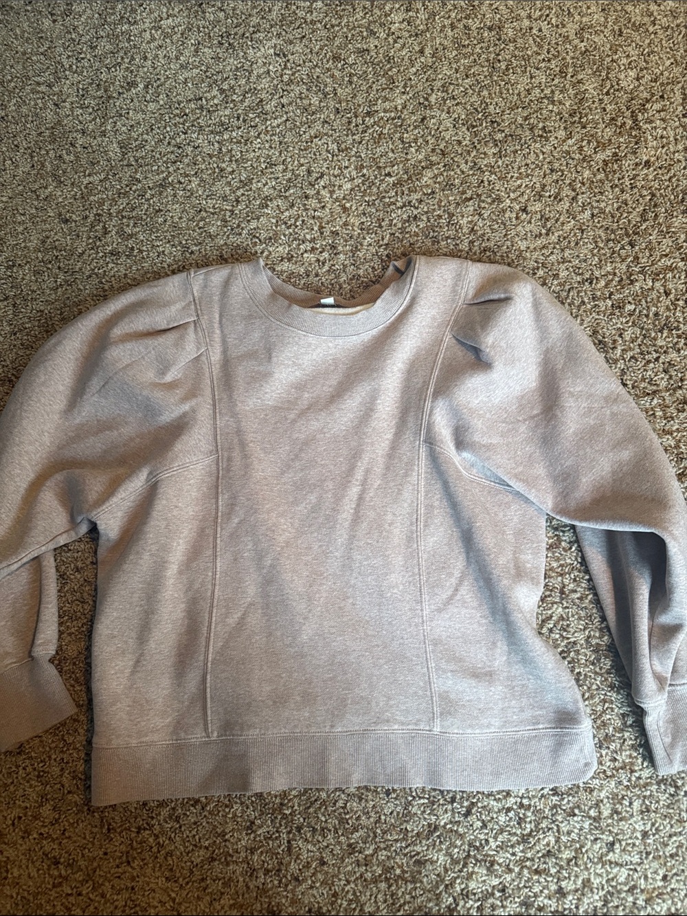 Women's Puff Sleeve Crewneck in tan